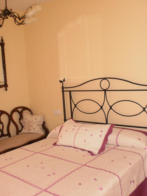 Casa Los Olivos Gravalos Room photo